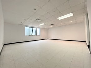 79-81 Elizabeth St, New York, NY for lease Interior Photo- Image 2 of 6