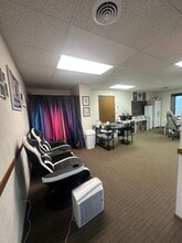 122 E Sioux Ave, Pierre, SD for lease Interior Photo- Image 2 of 6