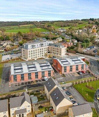 Plus de détails pour Thirkill Dr, Pannal - Industriel à louer