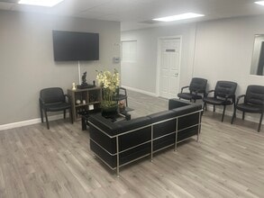 6618 San Fernando Rd, Glendale, CA for lease Building Photo- Image 2 of 9