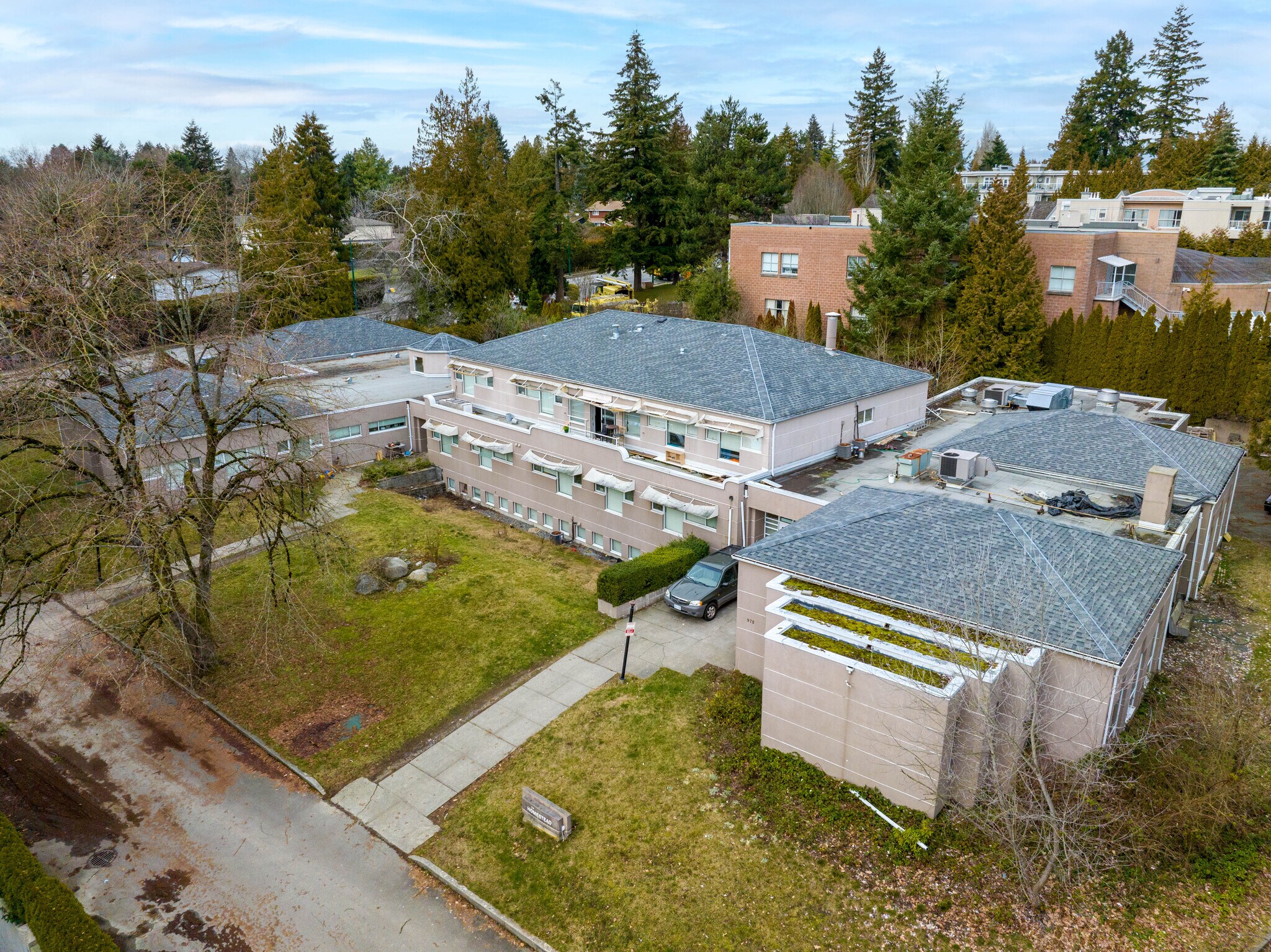 975 W 57th Ave, Vancouver, BC à vendre Photo du bâtiment- Image 1 de 1