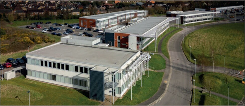 200 Eureka Park, Ashford à vendre - Photo du bâtiment - Image 3 de 16