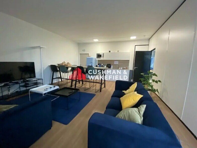 Bureau dans Toulouse à louer - Photo du bâtiment - Image 2 de 12