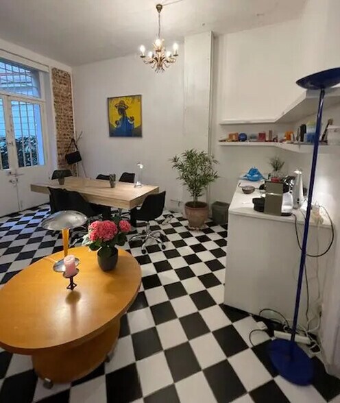 Commerce de détail dans Paris à louer - Photo intérieure - Image 2 de 9