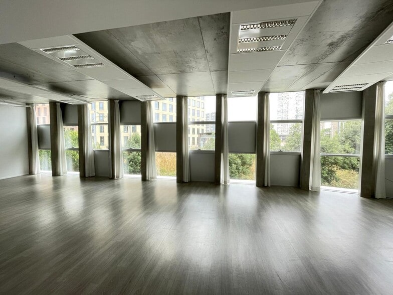 Office in Nantes for lease - Interior Photo - Image 2 of 7