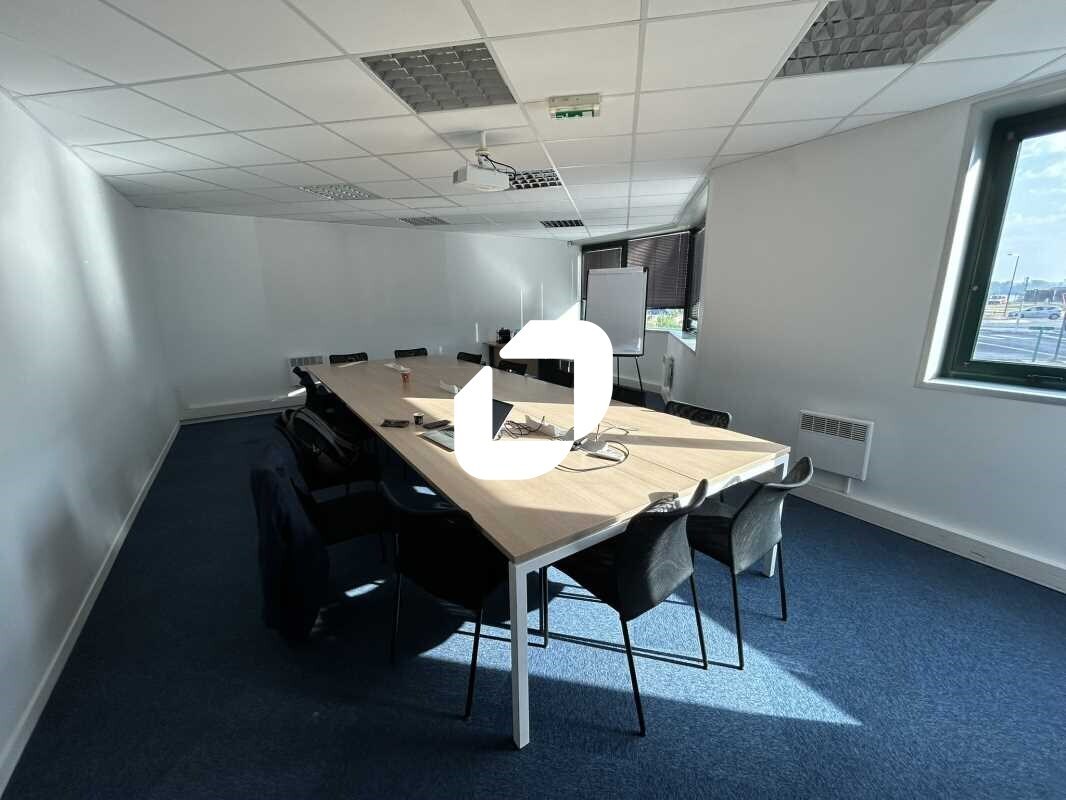 Office in Bruges for lease Building Photo- Image 1 of 16