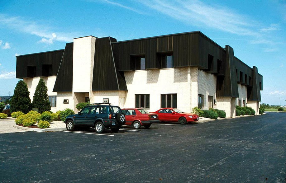 9111 Broadway St, Merrillville, IN for lease - Primary Photo - Image 1 of 18