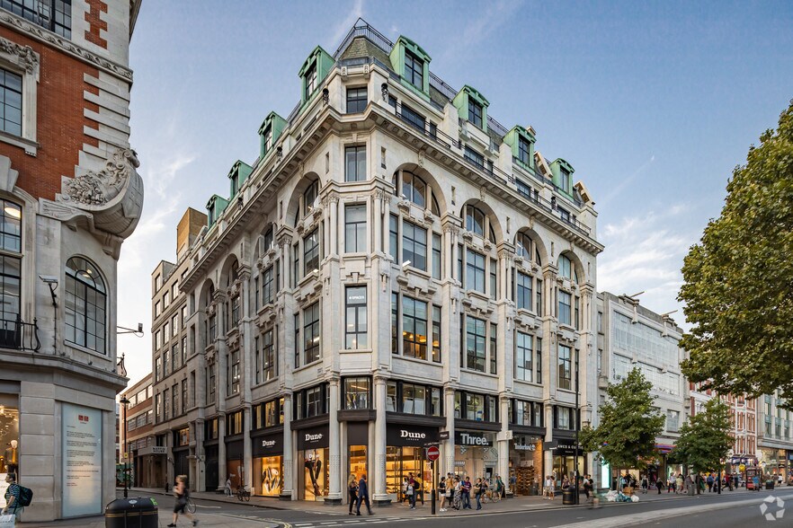 162 Oxford St, Londres à louer - Photo du bâtiment - Image 2 de 11