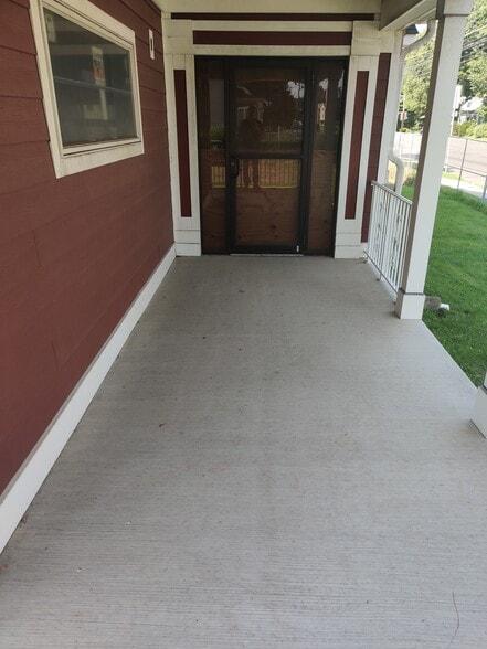 2223 Saint Georges Ave, Rahway, NJ à vendre - Photo du bâtiment - Image 2 de 7