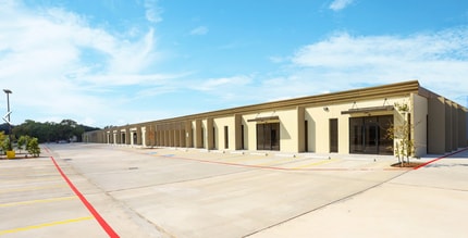 9000 Parkwest Dr, Houston, TX for lease Interior Photo- Image 2 of 12