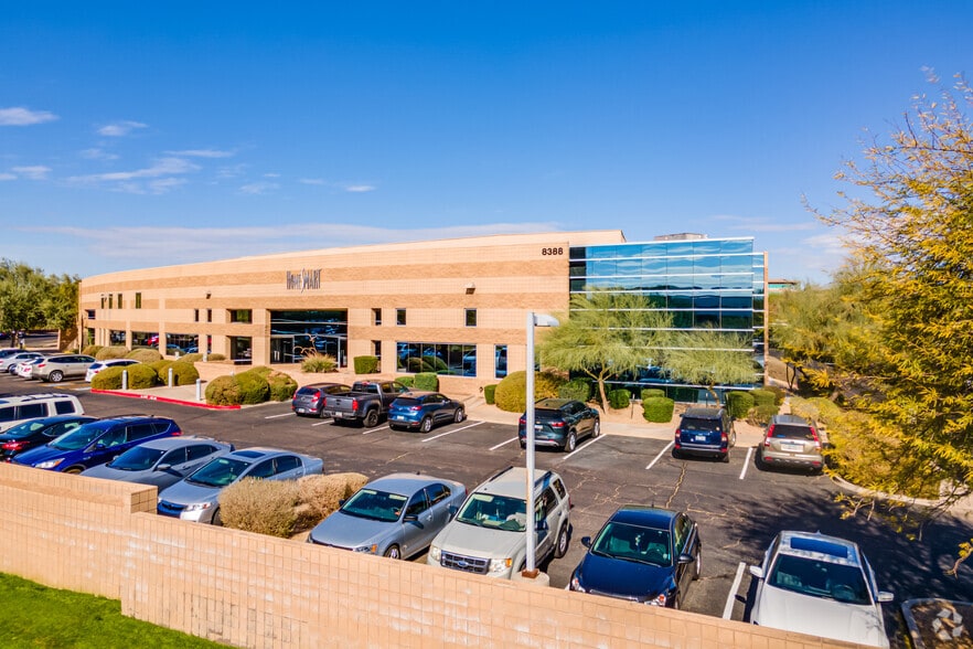 8388 E Hartford Dr, Scottsdale, AZ for sale - Building Photo - Image 3 of 3