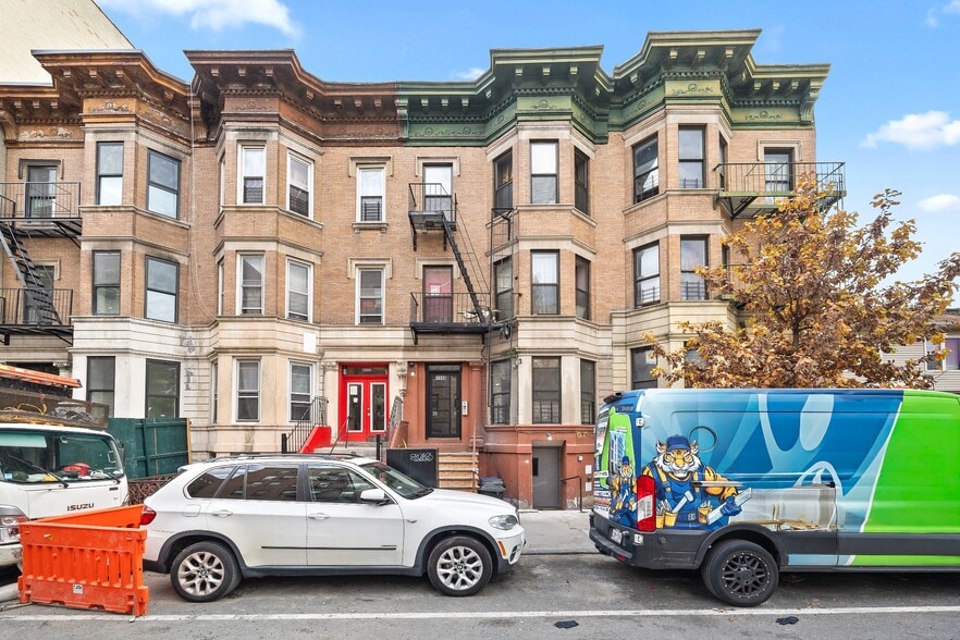 1550 Bryant Ave, Bronx, NY for sale - Building Photo - Image 2 of 6