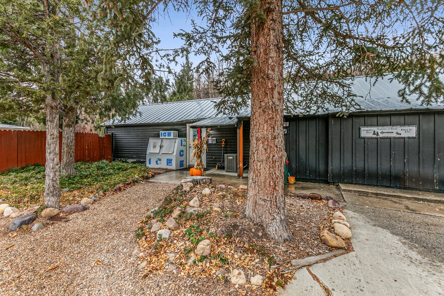 5175 E Highway 35, Kamas, UT à vendre - Photo du bâtiment - Image 3 de 43