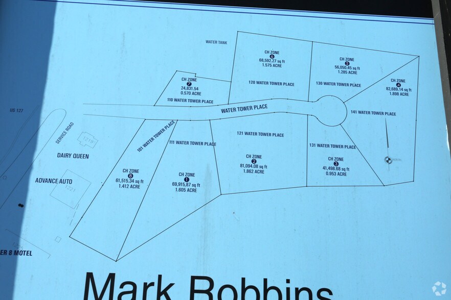 121 Water Tower Pl, Frankfort, KY à vendre - Photo du bâtiment - Image 2 de 3