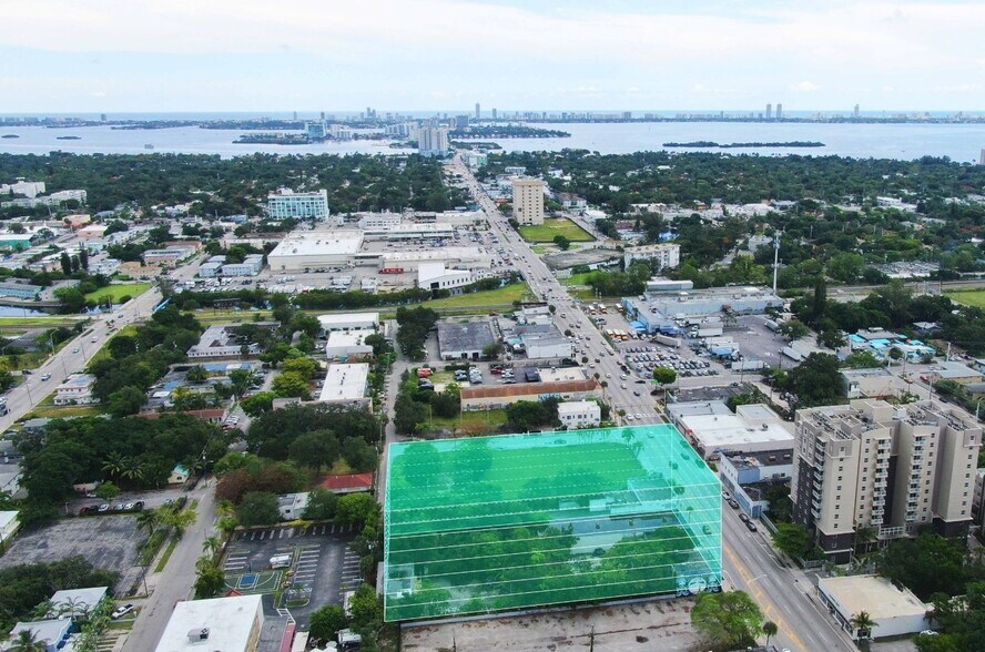 235 NE 79th St, Miami, FL à vendre - Photo du bâtiment - Image 2 de 3