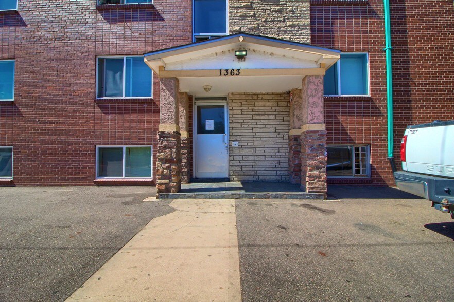 1345-1363 Yosemite St, Denver, CO for sale - Building Photo - Image 3 of 24