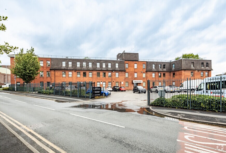 Palatine Rd, Manchester à louer - Photo du bâtiment - Image 1 de 8