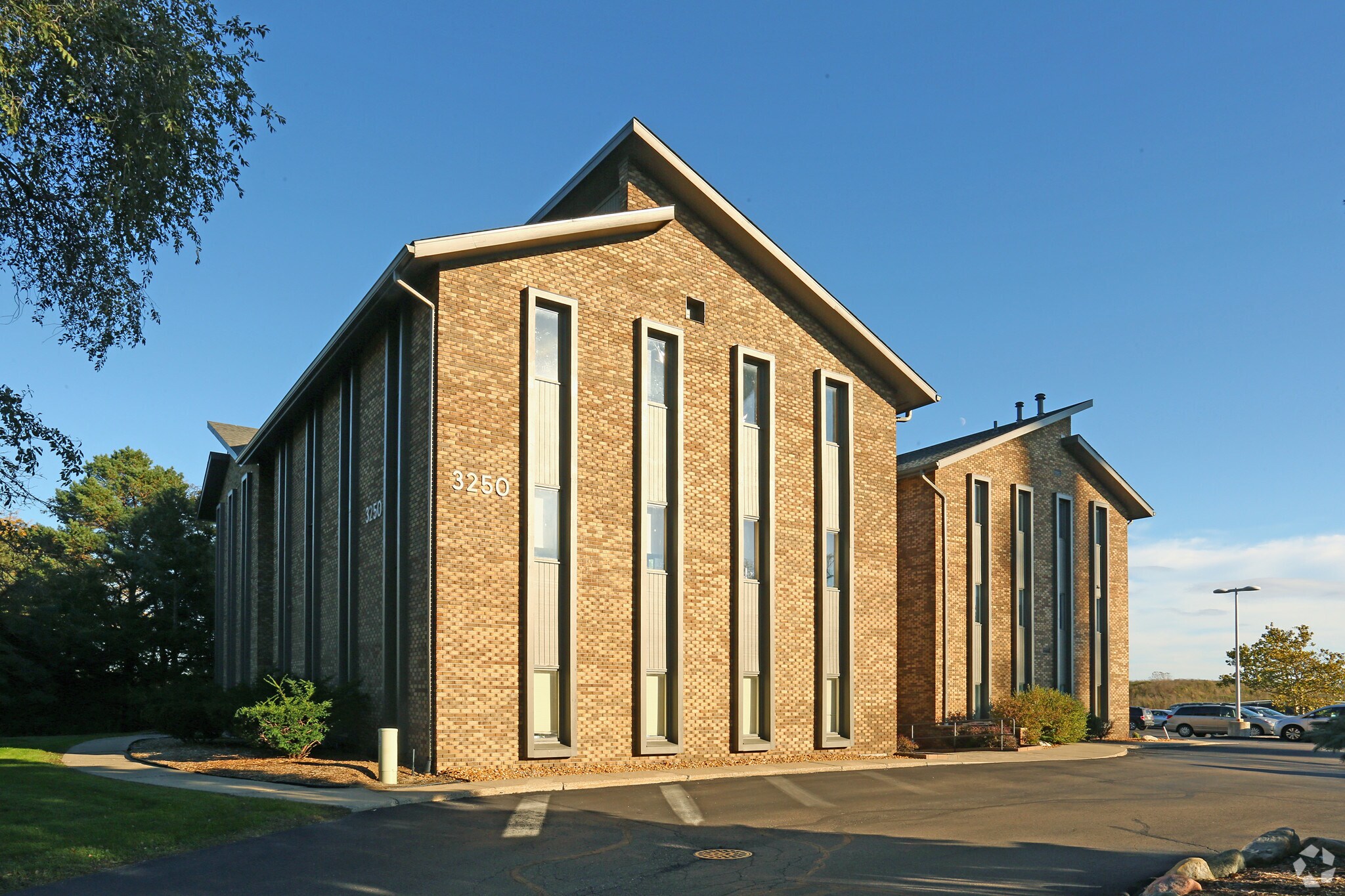 3250 Plymouth Rd, Ann Arbor, MI for lease Primary Photo- Image 1 of 44