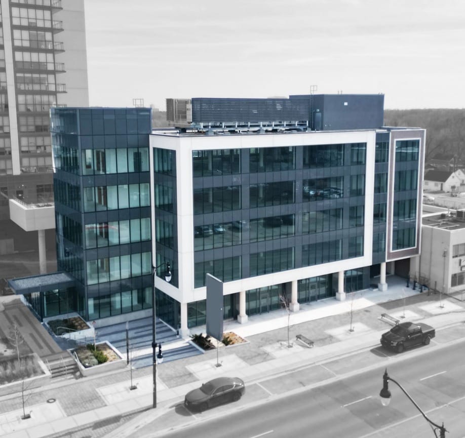 145 Queen St E, Brampton, ON for lease Primary Photo- Image 1 of 4