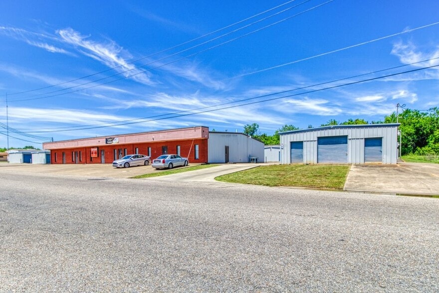 1112 Singleton Dr, Selma, AL à louer - Photo du bâtiment - Image 3 de 10