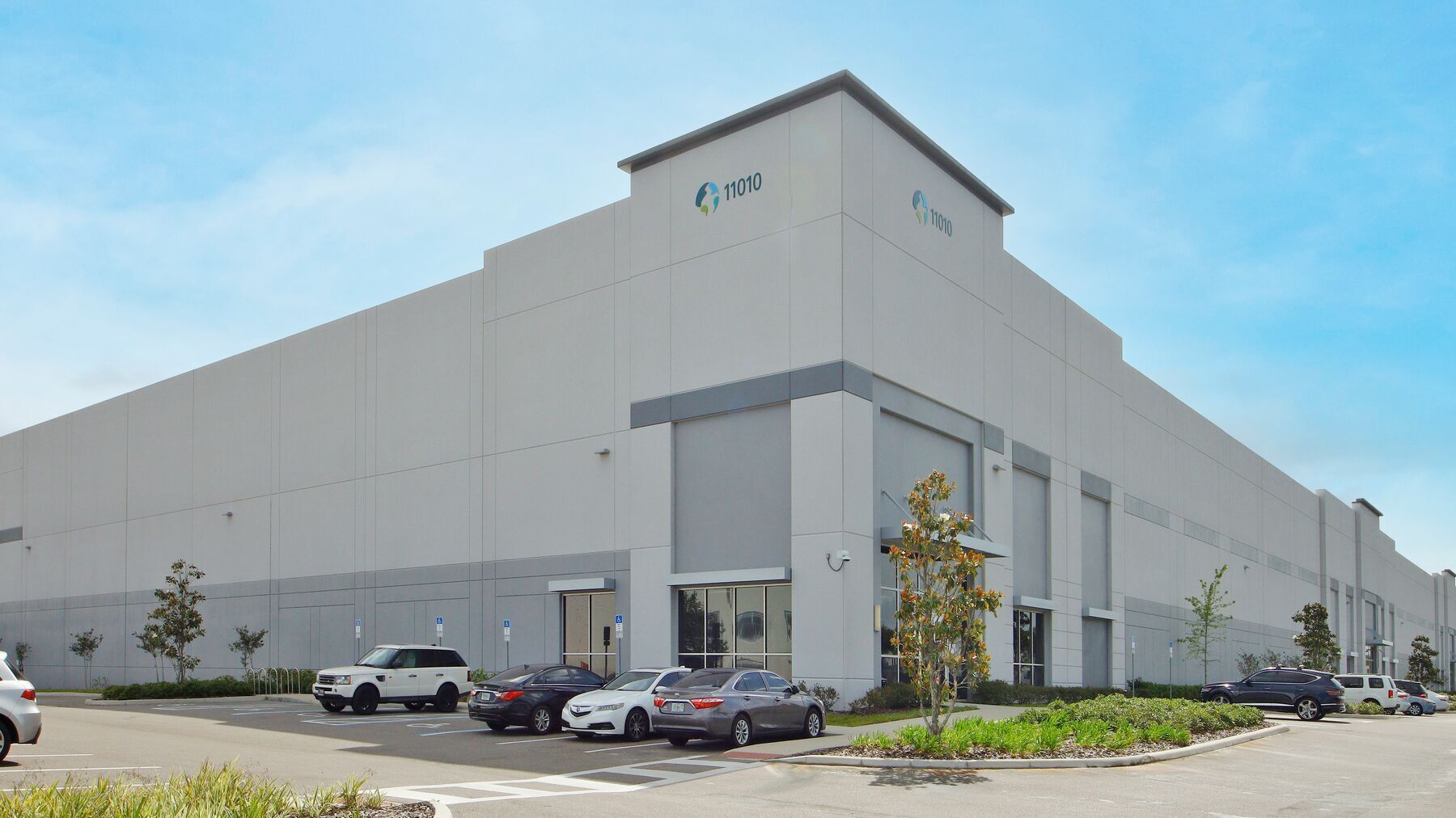 2050 Tradeport Dr, Orlando, FL à louer Photo du bâtiment- Image 1 de 13