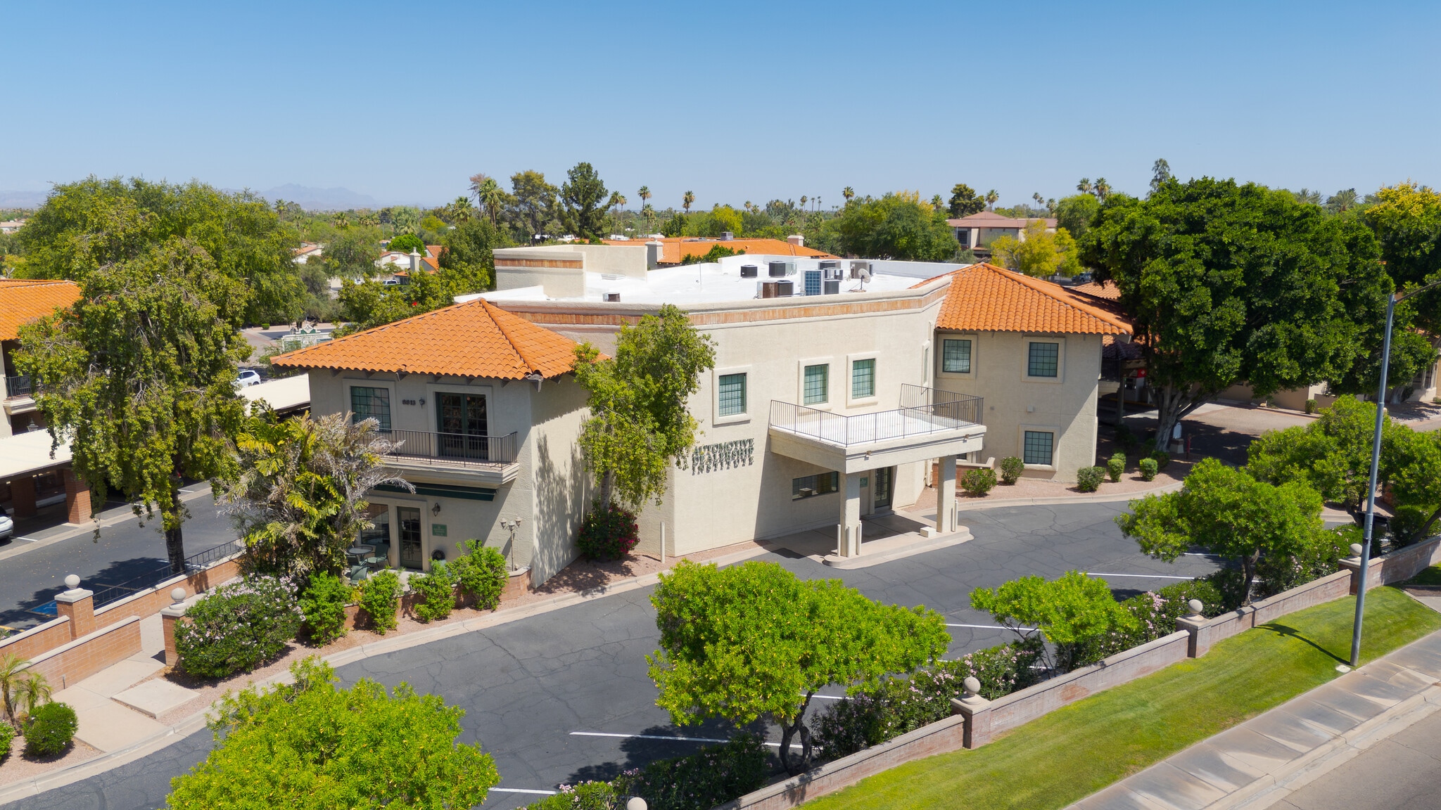 6613 N Scottsdale Rd, Scottsdale, AZ à vendre Photo du bâtiment- Image 1 de 7