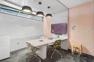 4 World Trade Center, New York, NY for lease Interior Photo- Image 2 of 7