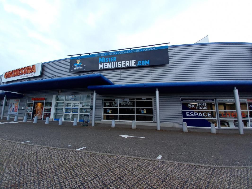 1 Rond Point Laurent Schwartz, Maurepas for lease Building Photo- Image 1 of 7
