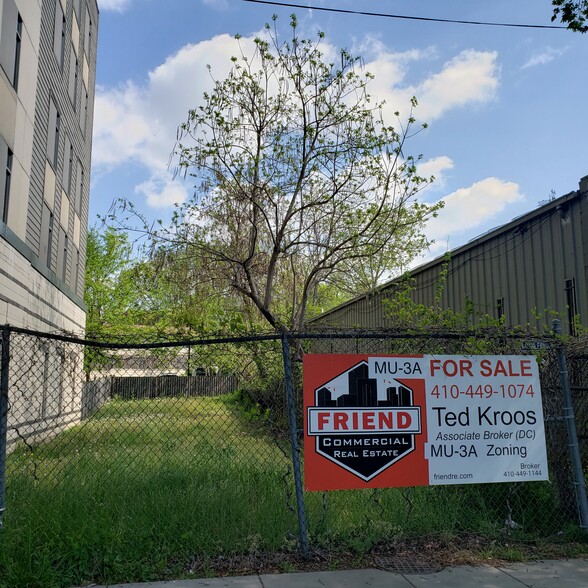 Nannie Helen Burroughs Ave, Washington, DC à vendre - Autre - Image 3 de 6