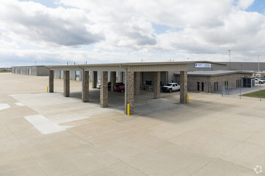 1101 E Lutz Rd, Archbold, OH for lease - Building Photo - Image 2 of 7