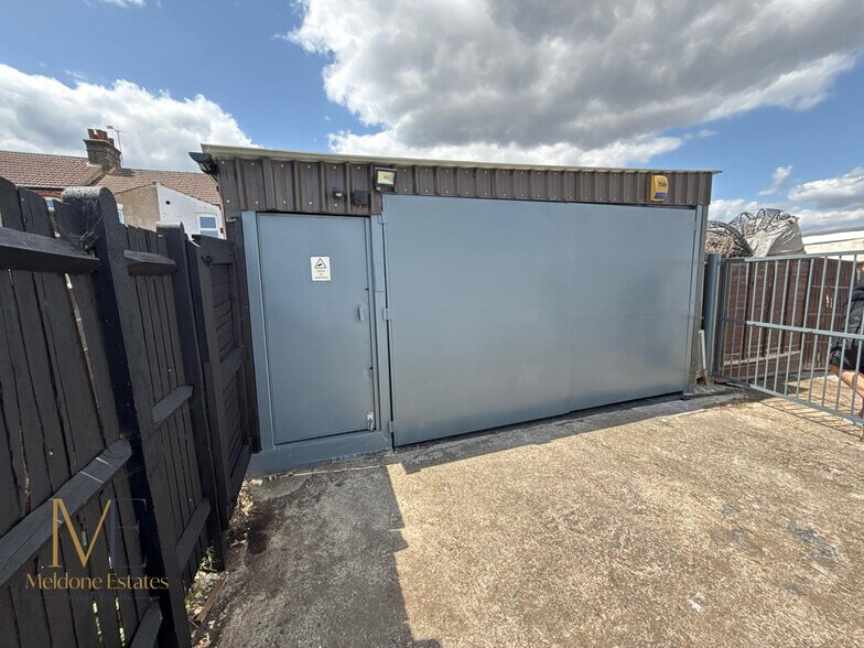 Rear of 107 Sun Lane, Gravesend à vendre - Photo du bâtiment - Image 1 de 17