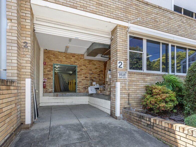 2 Whiting St, Artarmon à louer - Photo du bâtiment - Image 2 de 2