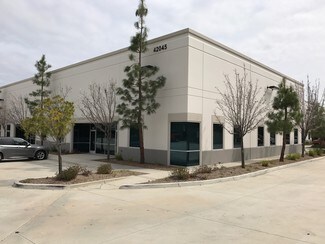 Plus de détails pour 42045 Remington Ave, Temecula, CA - Industriel à louer