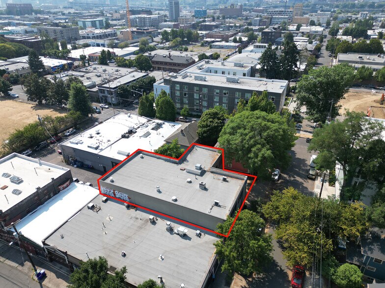 1224 SE Oak St, Portland, OR à vendre - Aérien - Image 2 de 8