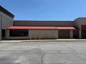 201-273 W Butler Rd, Mauldin, SC for lease Building Photo- Image 1 of 1