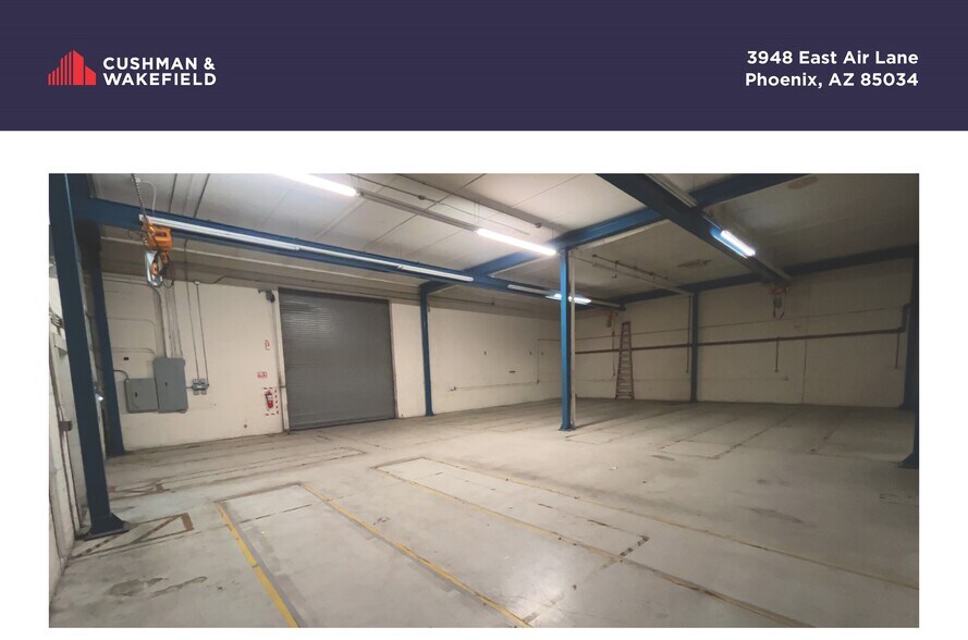 3948 E Air Ln, Phoenix, AZ à louer - Photo du bâtiment - Image 2 de 5