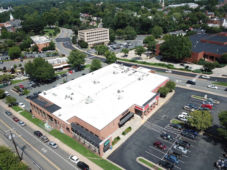 243-259 Ridge-McIntire Rd, Charlottesville, VA for lease - Building Photo - Image 1 of 1