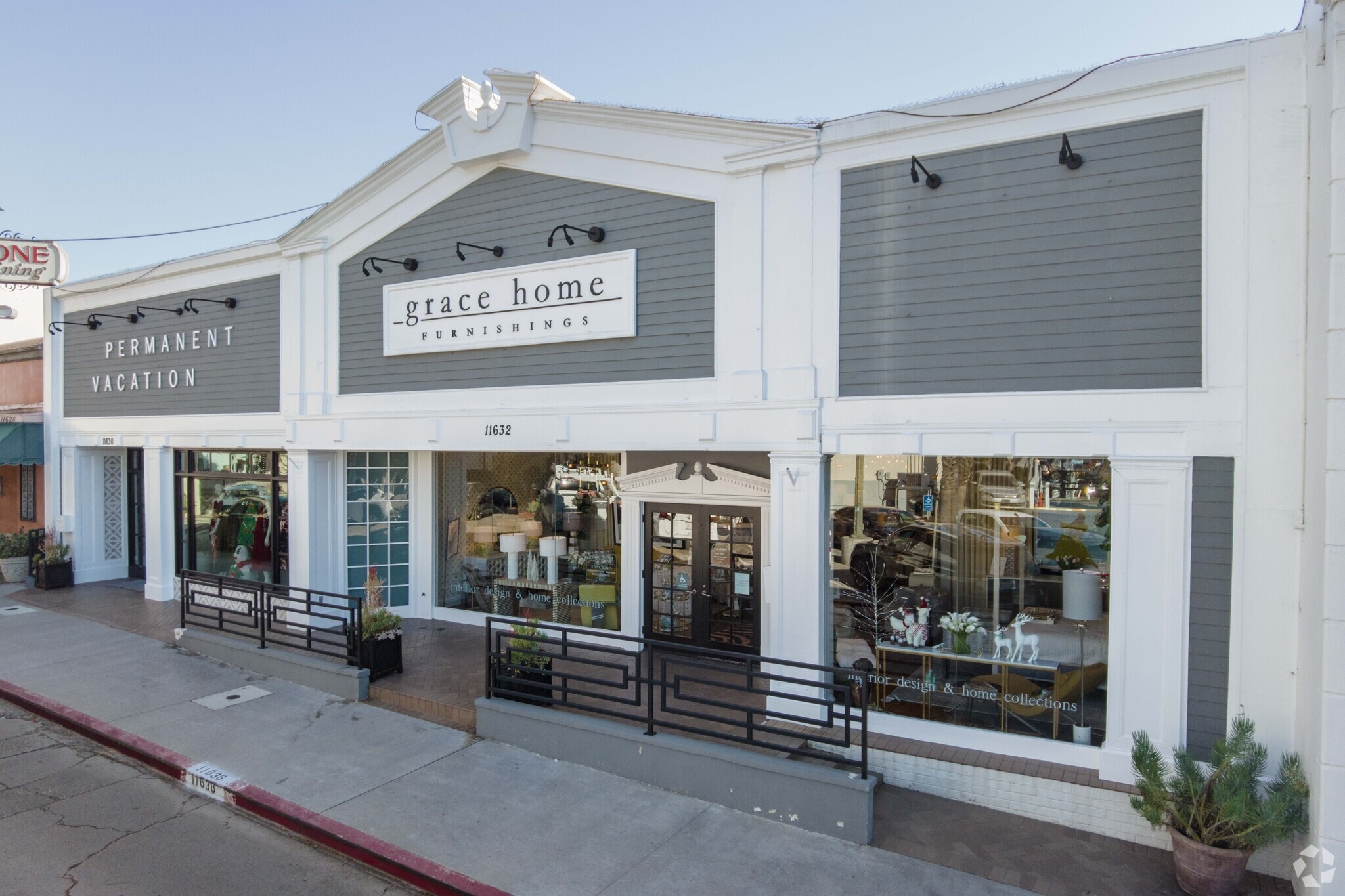 11628 Barrington Ct, Los Angeles, CA for lease Building Photo- Image 1 of 10