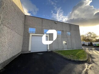 Plus de détails pour Bureau, Local d'activités à louer