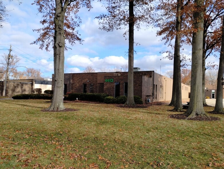 4413 Hamann Ind Pky, Willoughby, OH for sale - Building Photo - Image 2 of 22