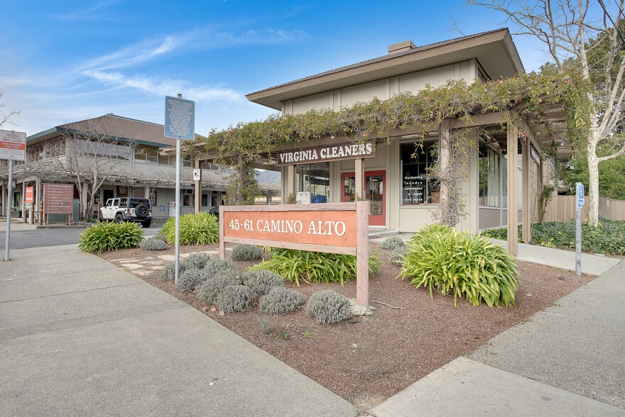 61 Camino Alto, Mill Valley, CA à louer - Photo du bâtiment - Image 3 de 8