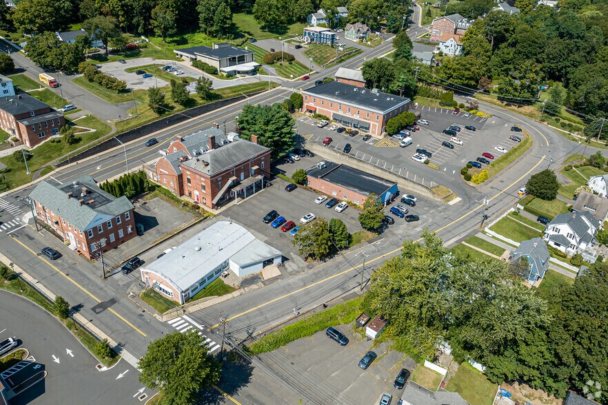 70 Heminway Park Rd, Watertown, CT à louer - Aérien - Image 2 de 17