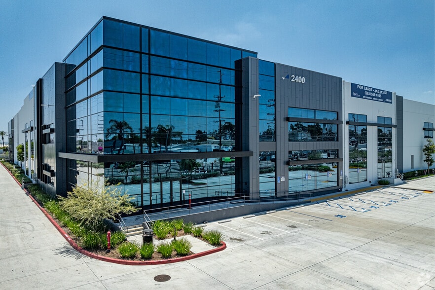 2400 E Artesia Blvd, Long Beach, CA for lease - Building Photo - Image 2 of 14