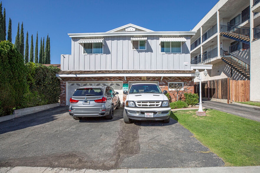 1157 Justin Ave, Glendale, CA for sale - Building Photo - Image 3 of 41