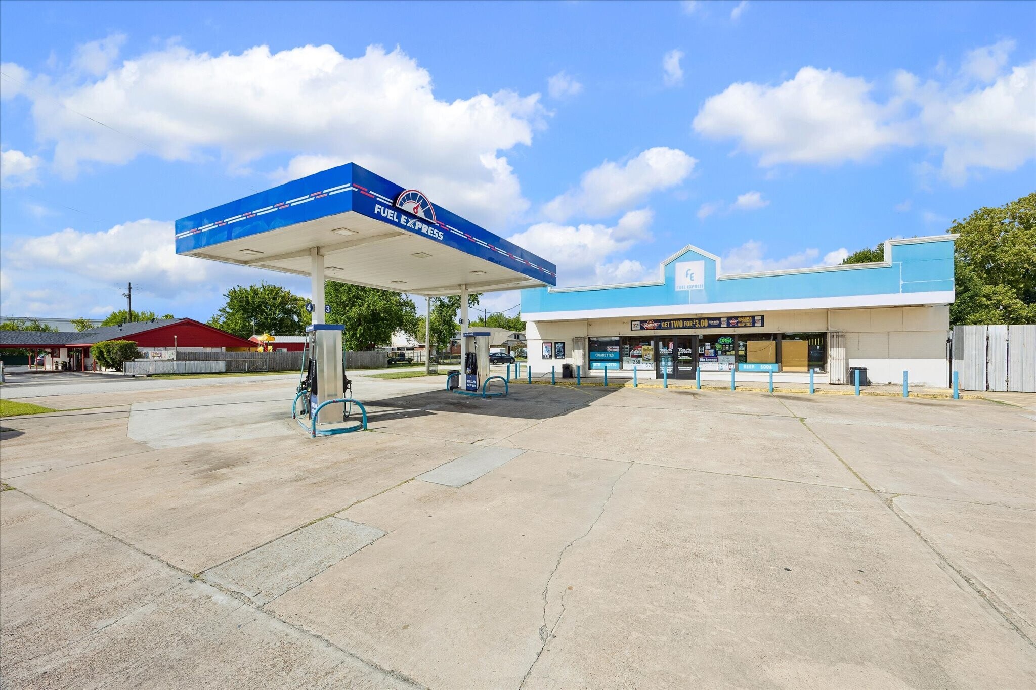 5010 Red Bluff Rd, Pasadena, TX à vendre Photo du bâtiment- Image 1 de 6
