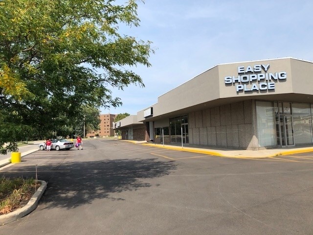111-190 Easy Shopping Pl, Elkhart, IN à louer Photo du bâtiment- Image 1 de 9