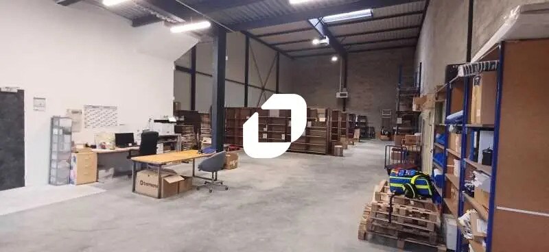 Flex dans Aubergenville à louer Photo du bâtiment- Image 1 de 13