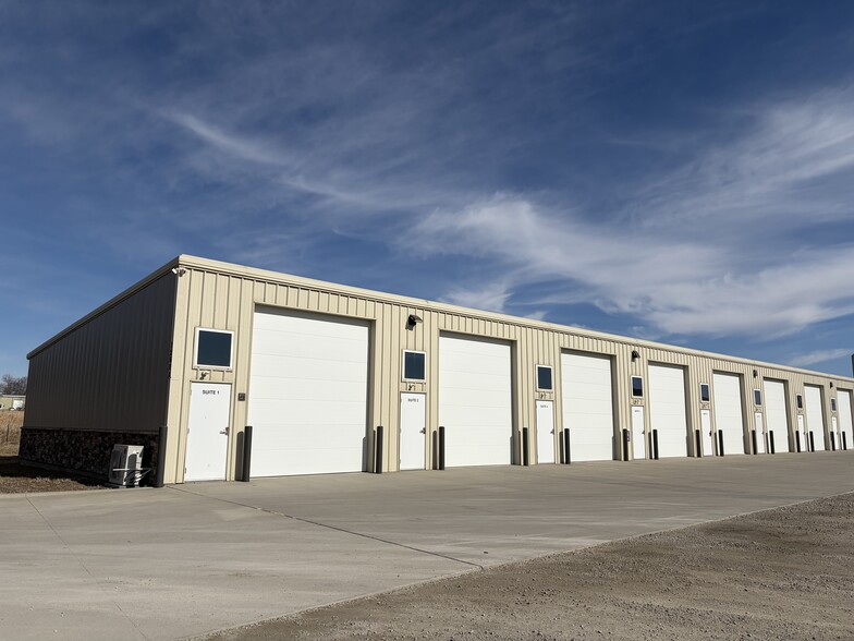 1260 S Payne St, Olathe, KS for lease - Building Photo - Image 2 of 4