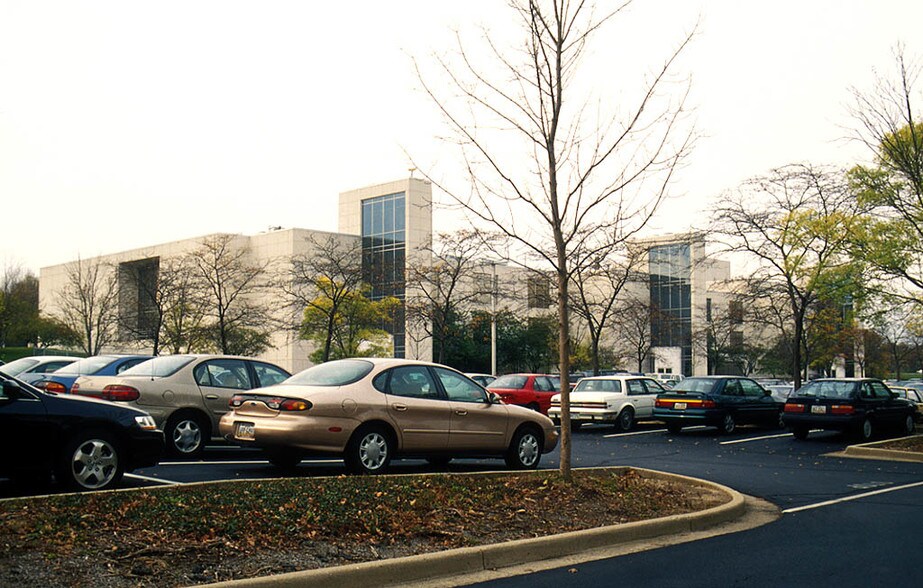9797 Springboro Pike, Dayton, OH à louer - Photo du bâtiment - Image 3 de 18