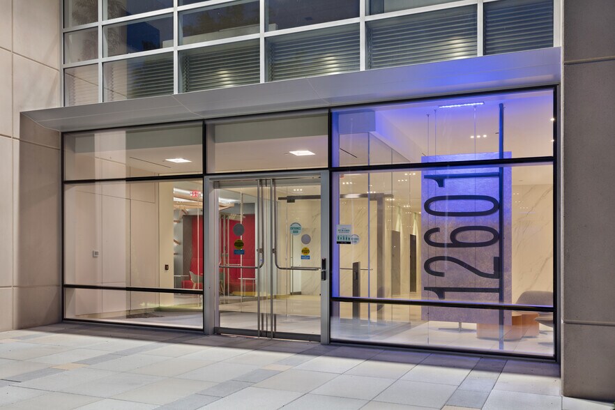 12601 Fair Lakes Cir, Fairfax, VA à louer - Photo intérieure - Image 2 de 12